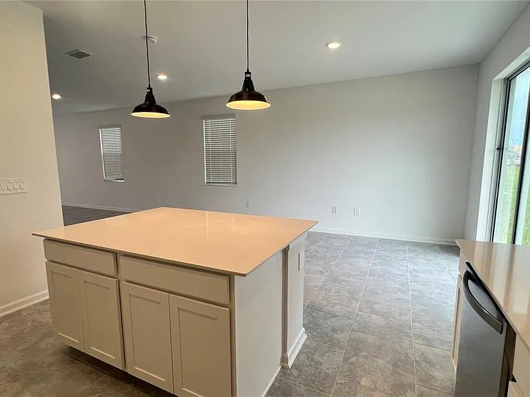 2821 Pierr St — Photo 22