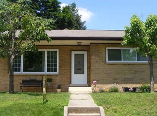 4 Walnut Ln, Camp Hill, PA
