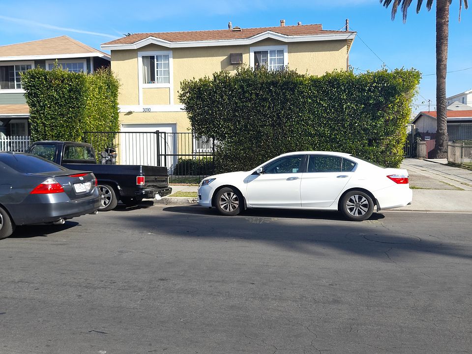 1st image of 3010 S Budlong Ave