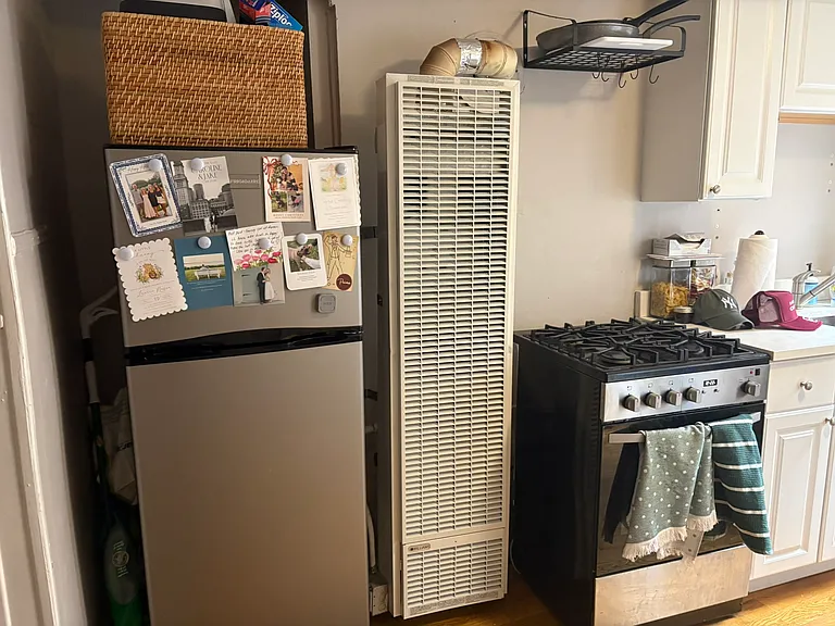 10 Wiget St #5 — Photo 3