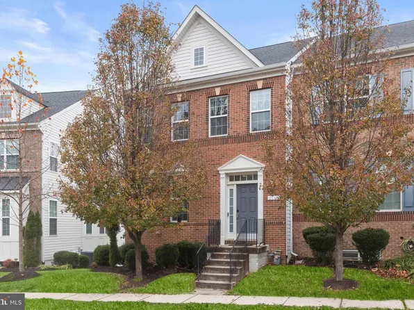 2116 Garden Grove Ln, Bowie, MD 20721
