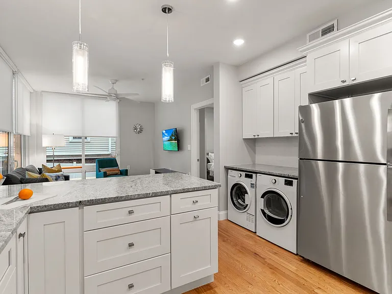 86 Marine Rd #4 — Photo 9