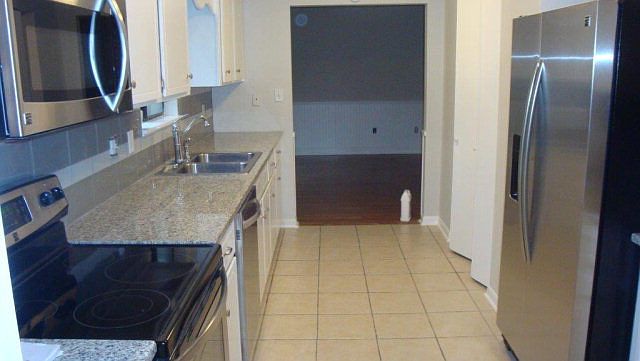 2nd image of 214 N Deerfield Dr