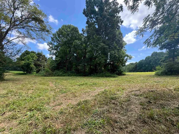 1 N Newark Rd, Solsberry, IN 47459