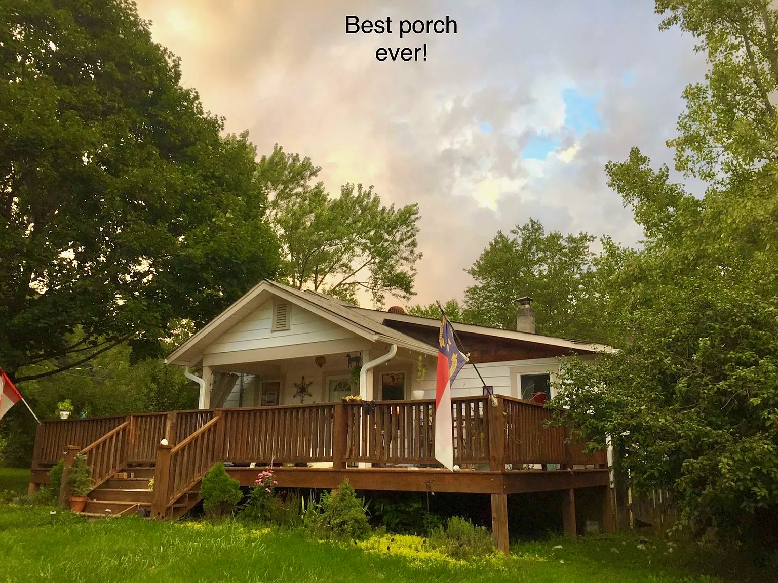 208 Brooks Cove Rd — Photo 1