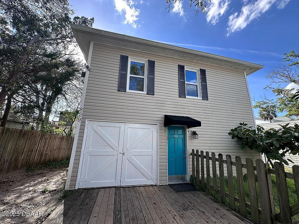 1st image of 831 N Oleander Ave