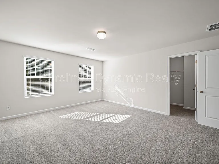 3200 Polk And White Rd #A — Photo 30