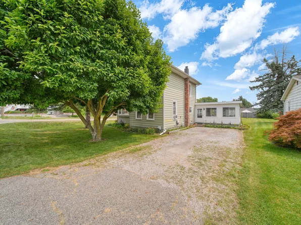 109 Wells St, Britton, MI 49229