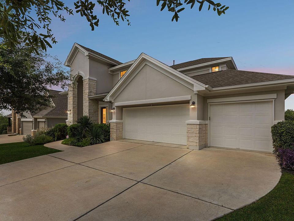 1st image of 642 Jacksdaw Dr
