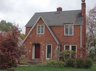 461 Columbia Rd, Bay Village, OH 44140