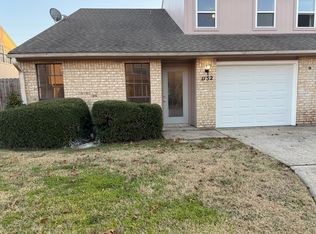 1152 Green Meadow St, Beaumont, TX 77706