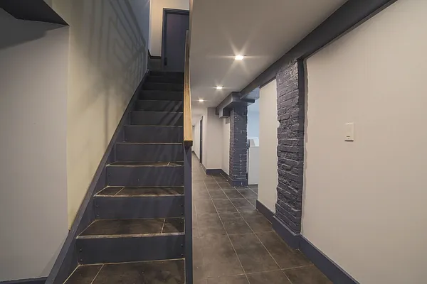 Rented by Prime Square Realty | media 47