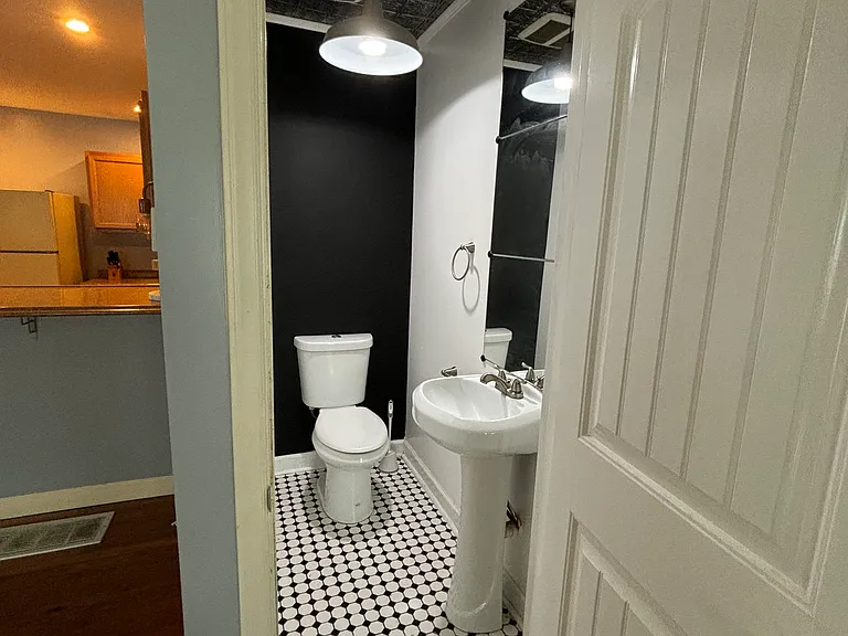 131 E Norwood Ave — Photo 13