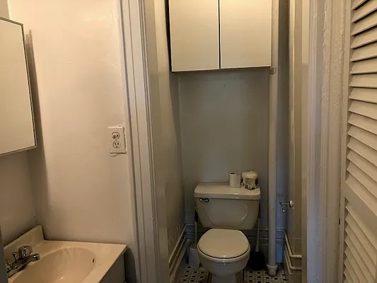 Rented by Friedman Roth Realty | media 15