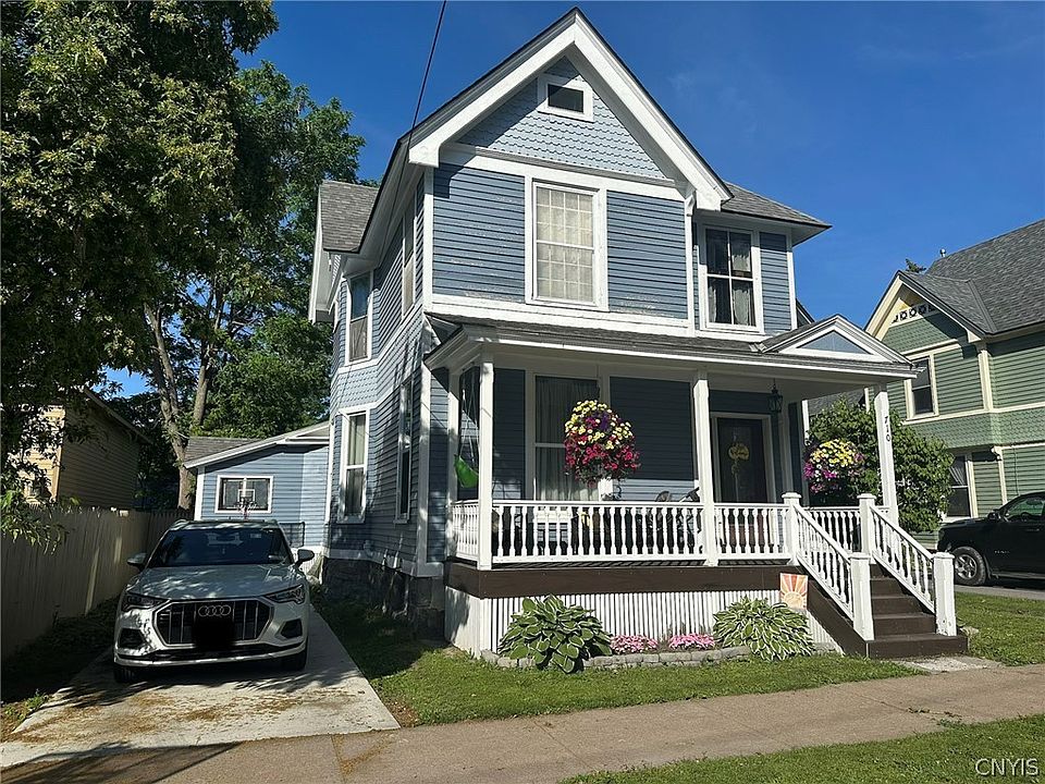 1st image of 710 Pickering St