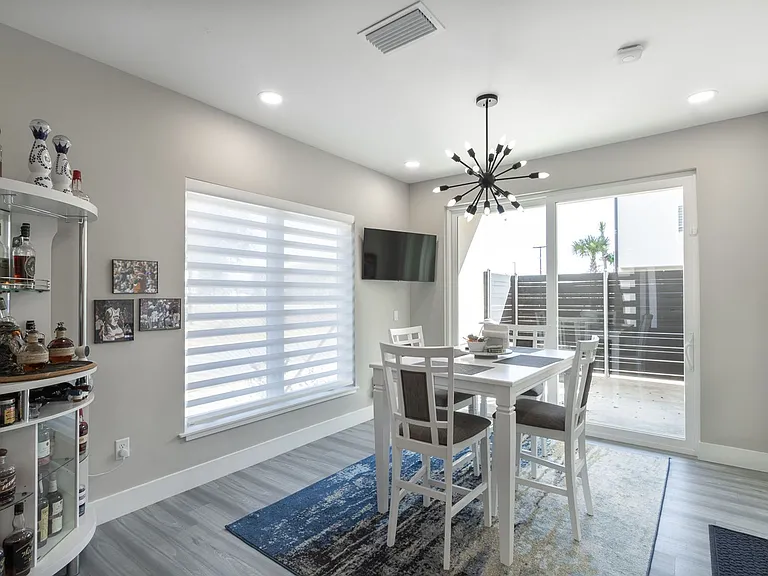 3349 SW 50th Dr — Photo 13