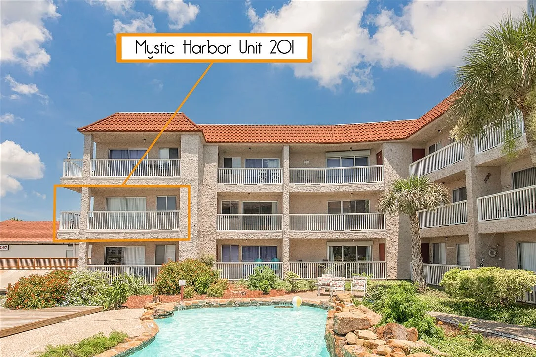 1 bed, 1.0 bath, 676 sqft, $1,950 — Photo 3