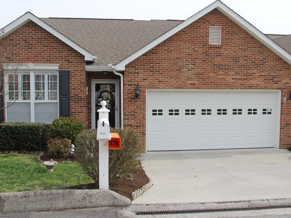 1st image of 3222 Mountain Spring Way