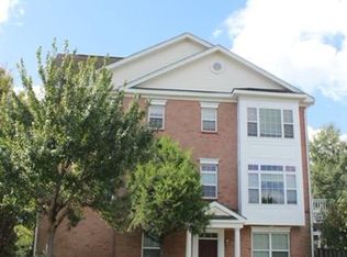20463 Greymont Ter, Ashburn, VA 20147