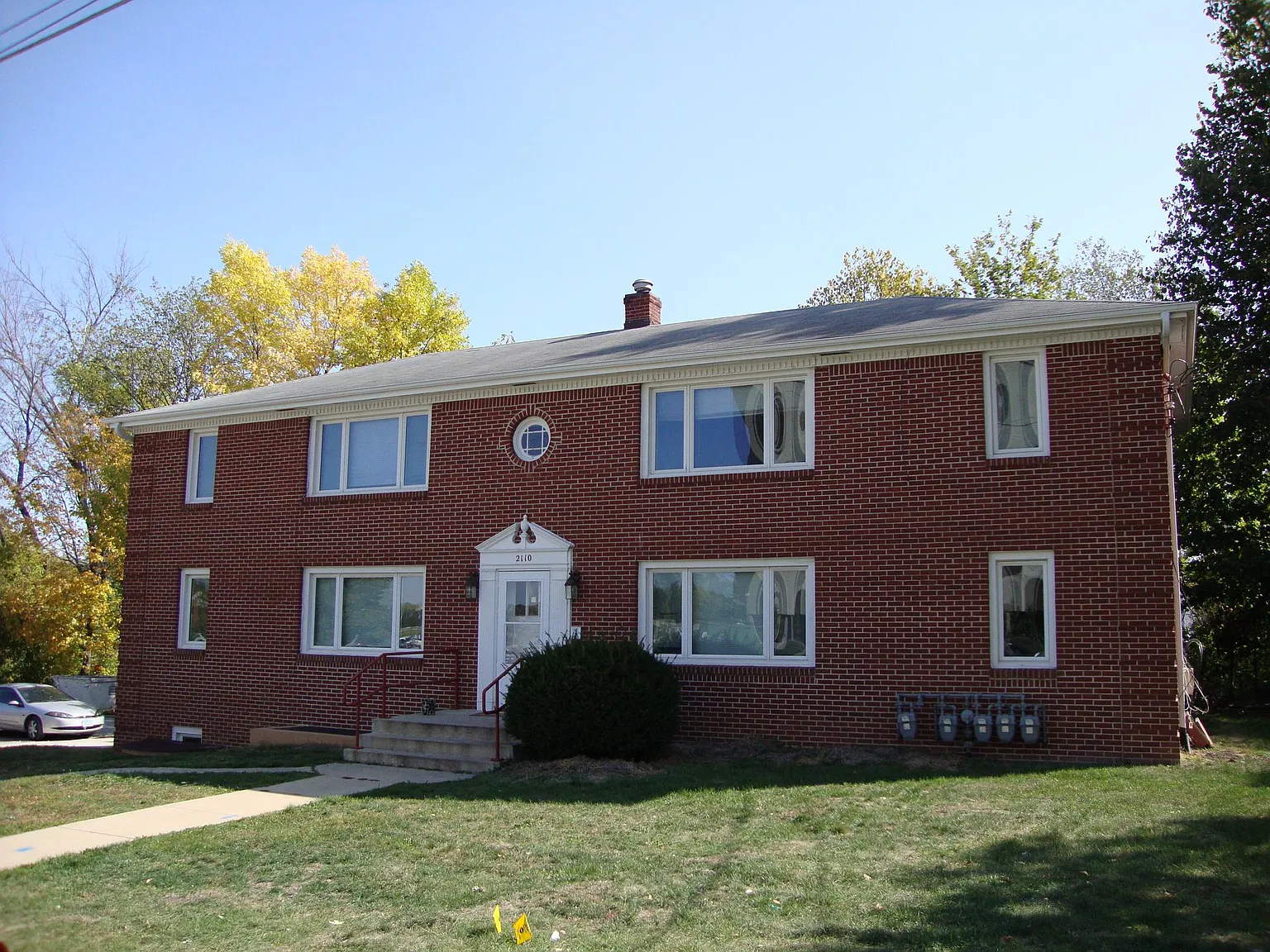 Campus St 2110 — Photo 1