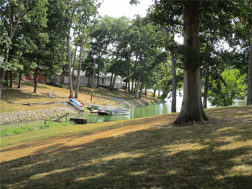 2nd image of 3418 Kennedy Rd