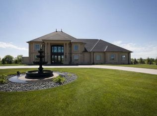 2830 Wilderness Cove Rd, Bismarck, ND 58503