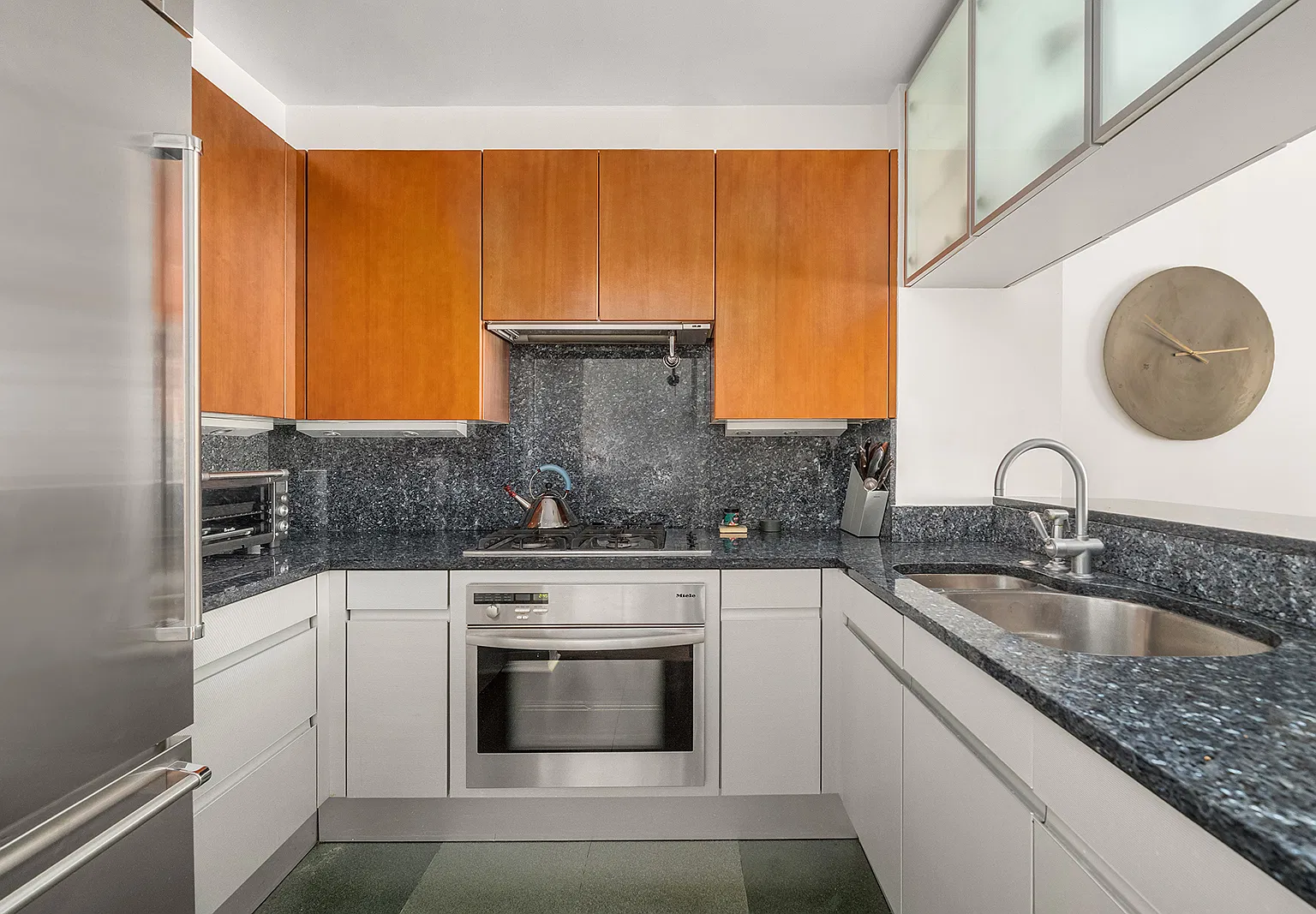 300 East 55th Street — Photo 4