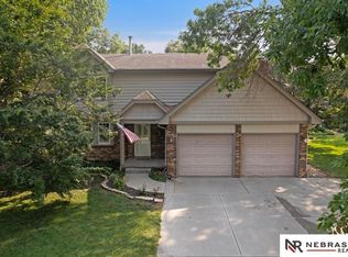 21285 Oldgate Cir, Elkhorn, NE 68022