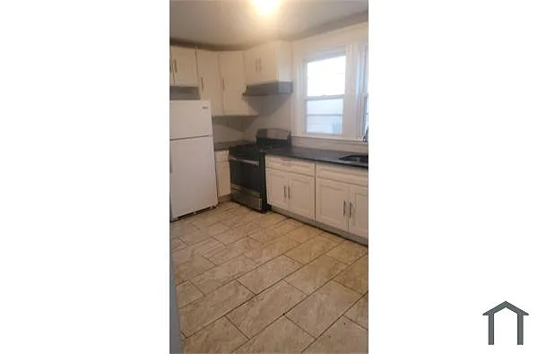 Building Photo - 91 Stuyvesant Ave #1