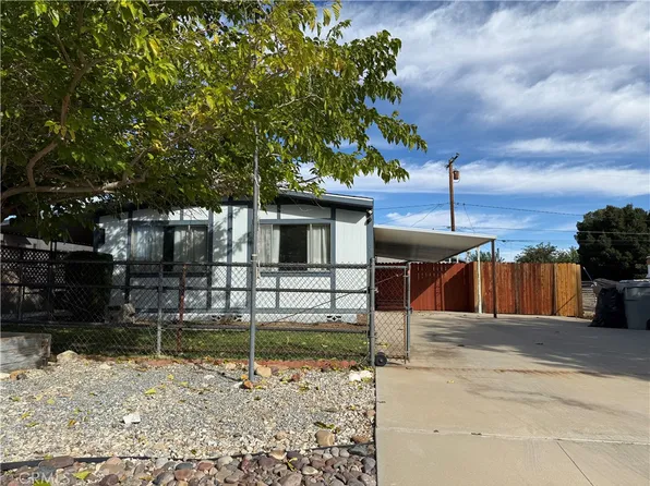 19102 Westlawn St, Hesperia, CA 92345