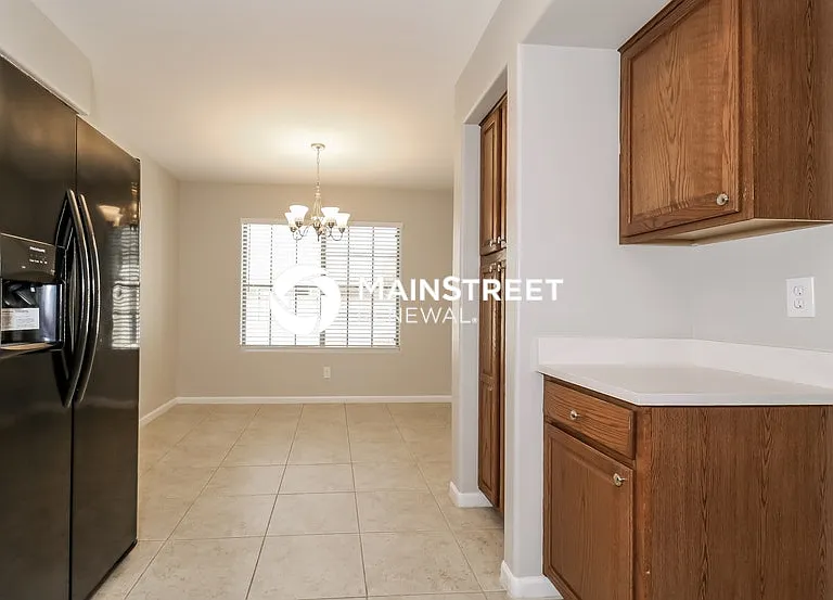 3503 S 256th Ave — Photo 8