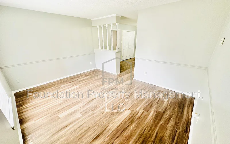 4 bed, 2.0 bath, 1353 sqft, $1,150 — Photo 4