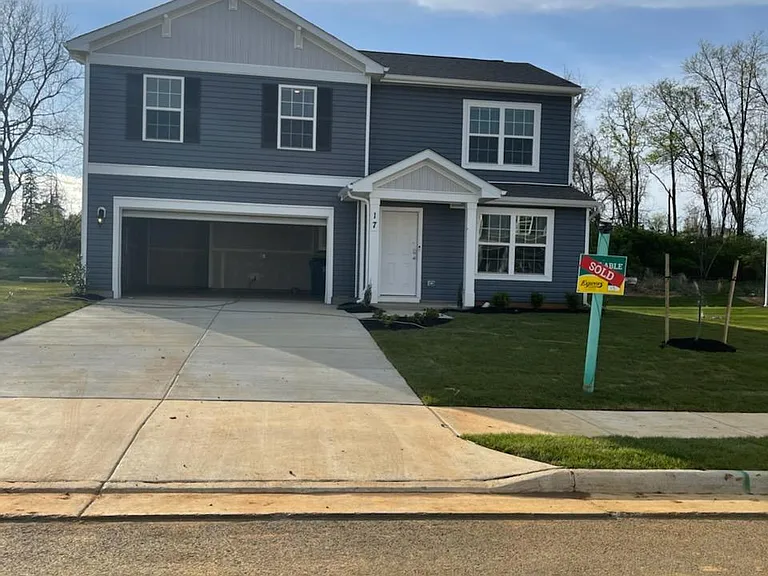 17 Wilson Dr — Photo 1