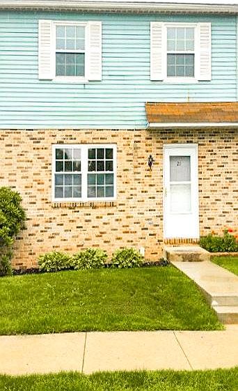 1st image of 21 Evelyn Ln