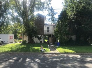 26 Riverside Dr, Oakland, NJ 07436