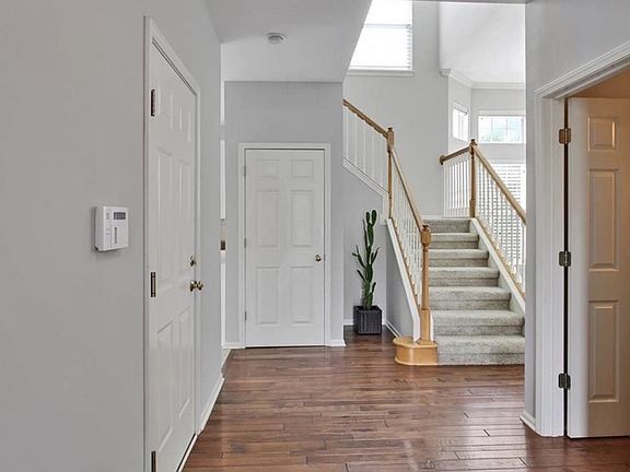 4th image of 4803 W 159th Ter