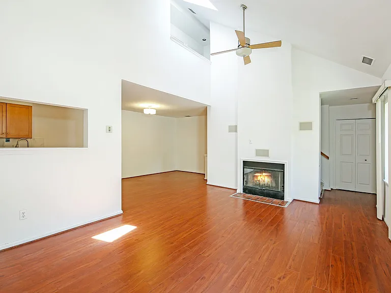 599 Midland Ave #2-5 — Photo 10