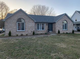 3315 Chadwood Dr, New Albany, IN 47150