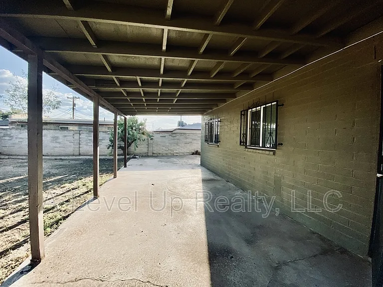2302 E Monterey Vis — Photo 18
