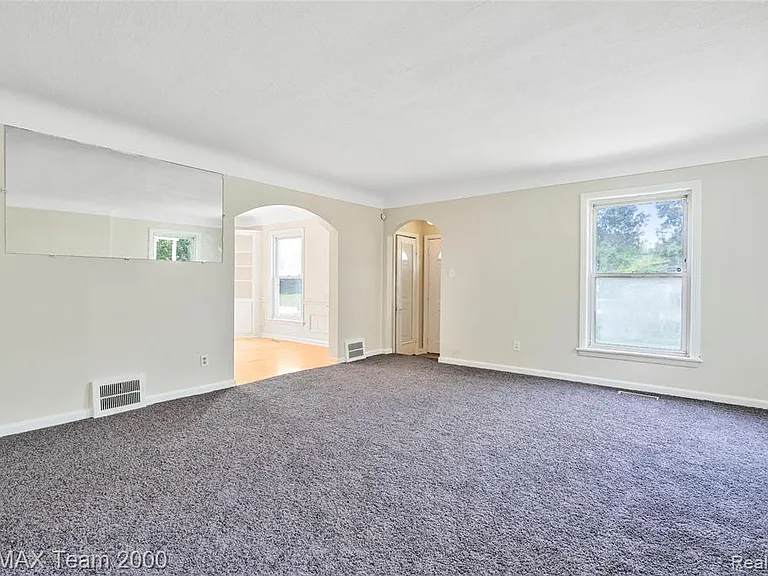 2607 Weithoff Ct — Photo 5