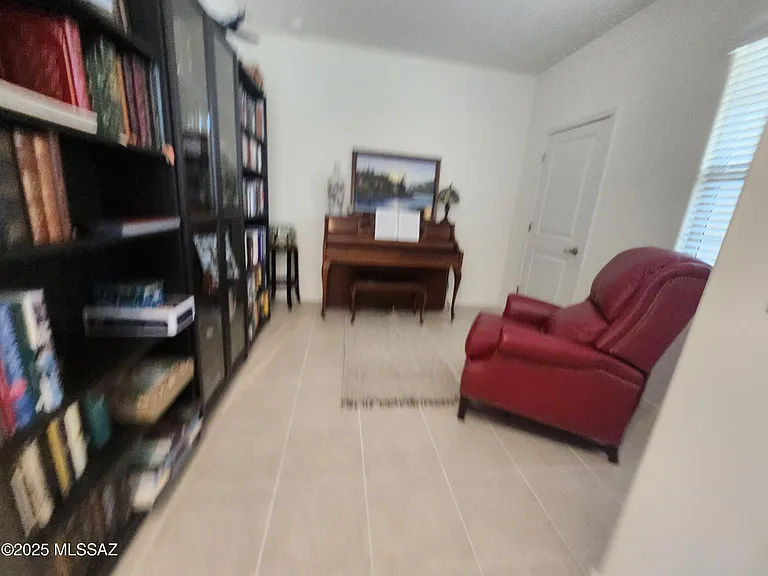 11268 S Weismann Dr — Photo 3