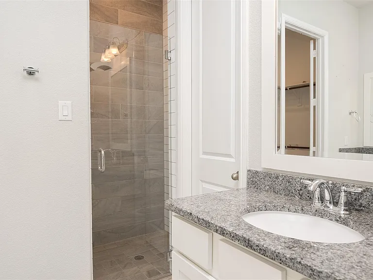 5104 Shallow Pond Dr — Photo 14