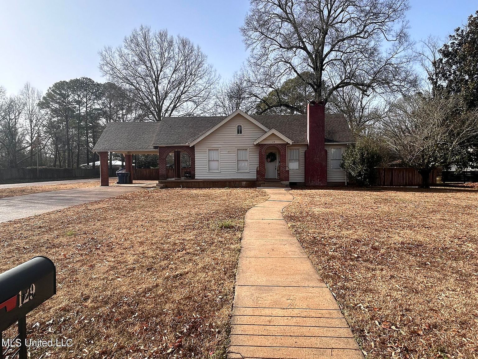 129 Panola Ave, Batesville, MS 38606 Zillow