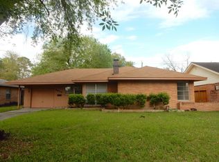 6618 Sharpview Dr, Houston, TX 77074