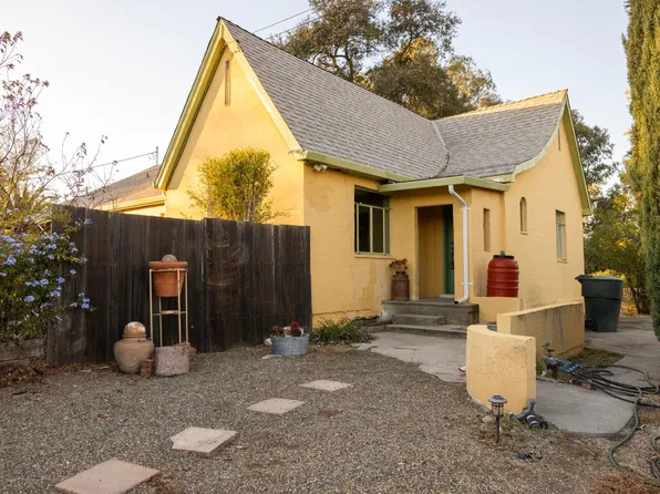 6825 W 2nd St, Rio Linda, CA 95673