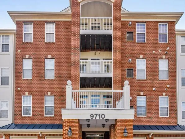 9710 Handerson Pl Unit 401, Manassas Park, VA 20111