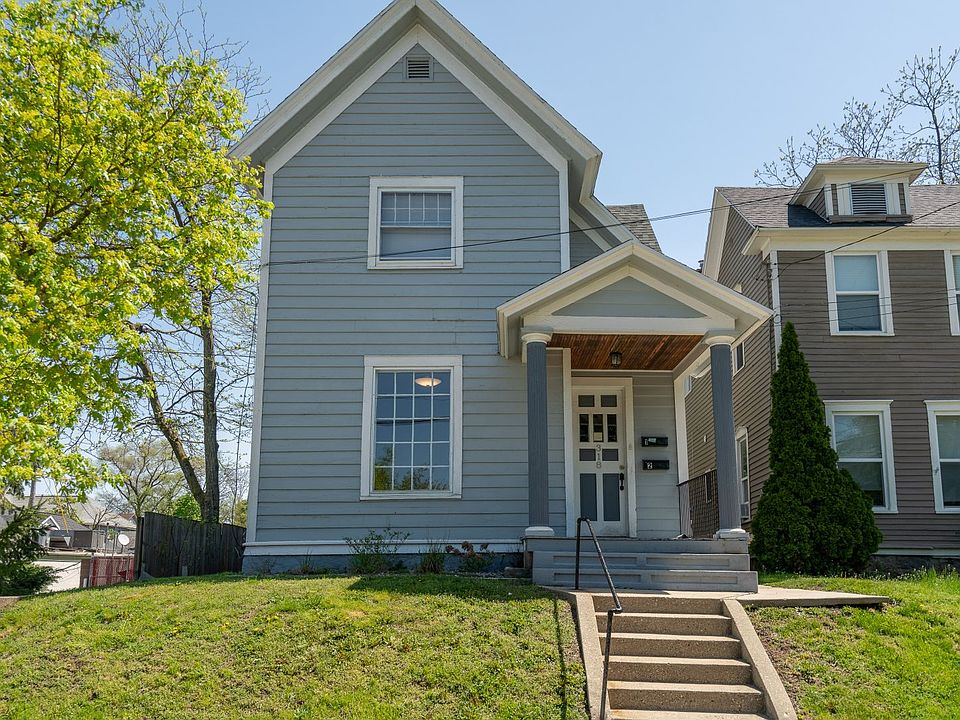 1st image of 318 College Ave NE #1