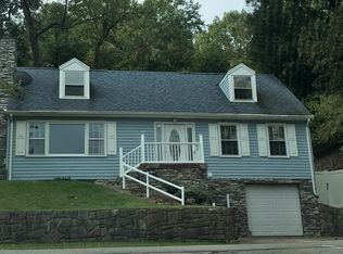 2419 Spring St SW, South Charleston, WV 25303