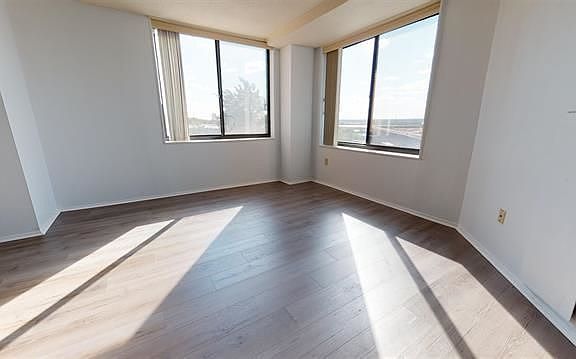 3rd image of 204 Harmon Cove Tower #204