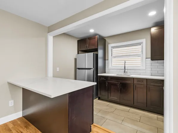 427 5th Street image 7 of 12